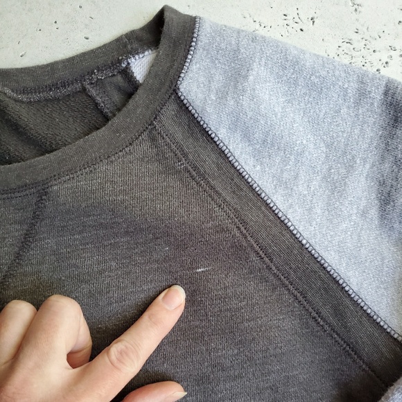 Grey Reebok Sweatshirt - medium - Picture 4 of 5